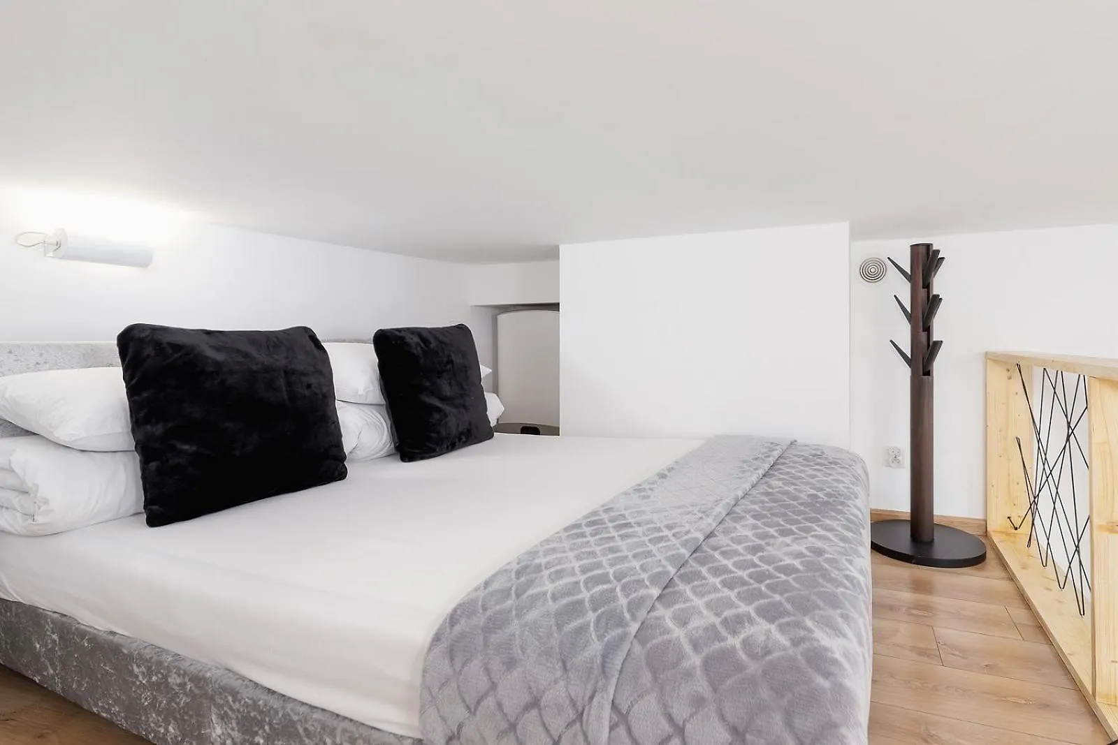 Apartment With Mezzanine - Radziwillowska 27 Krakow